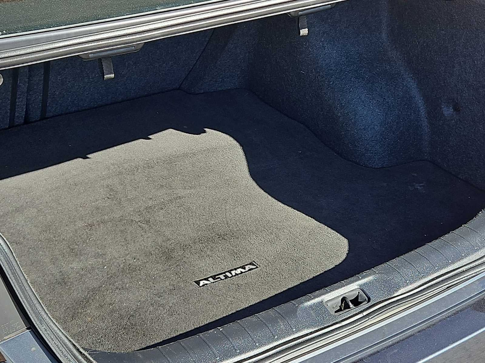 2022 Nissan Altima SV FWD