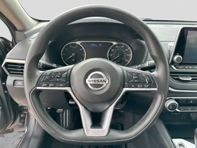 2022 Nissan Altima SV FWD
