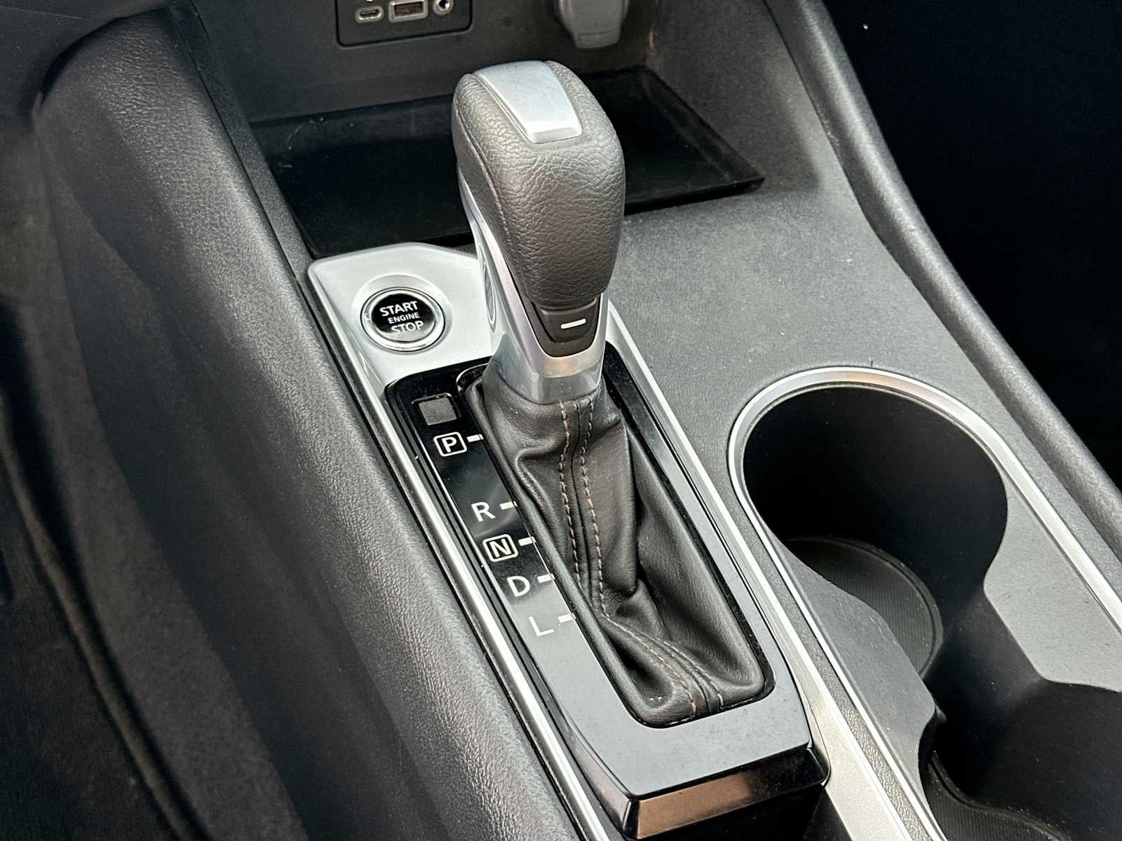 2022 Nissan Altima SV FWD