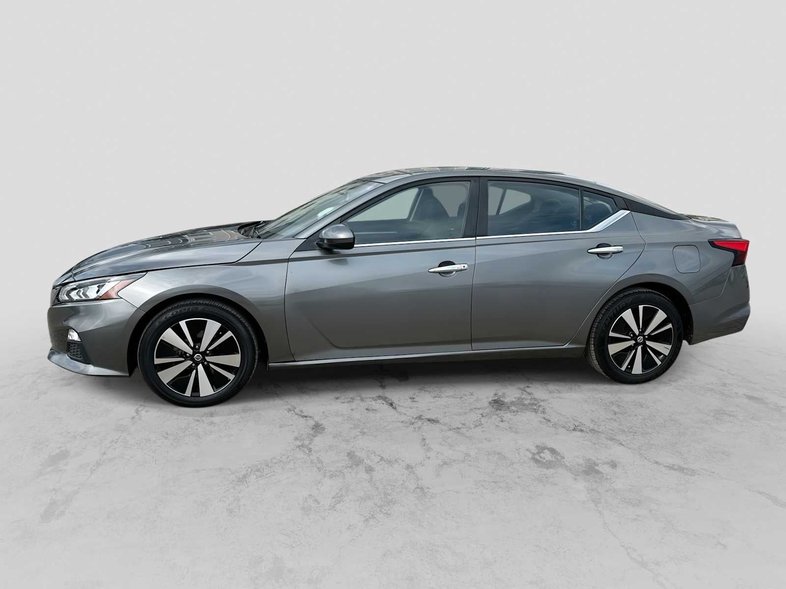 2022 Nissan Altima SV FWD