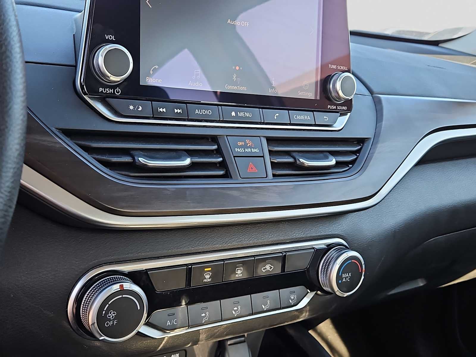 2023 Nissan Altima SV FWD