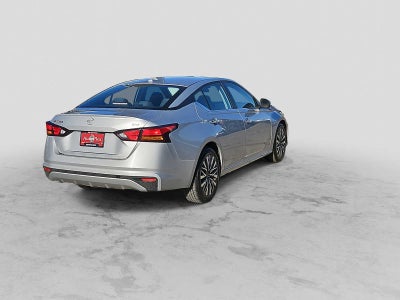 2023 Nissan Altima SV FWD
