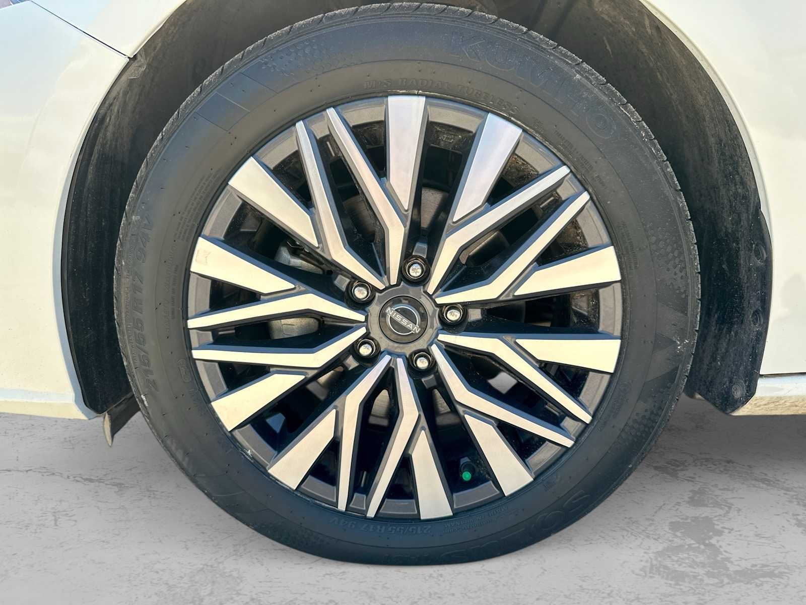 2025 Nissan Altima SV FWD