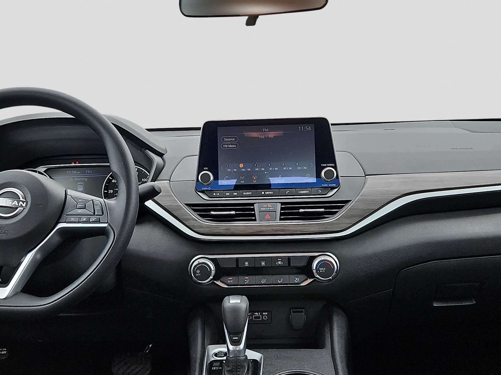 2025 Nissan Altima SV FWD