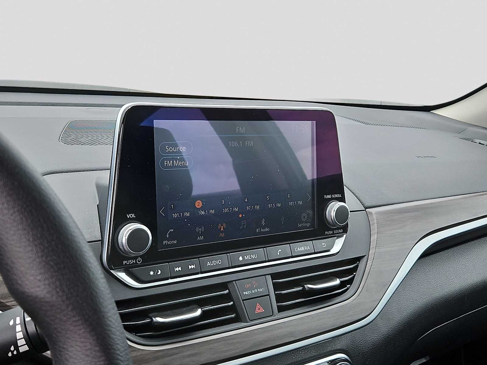 2025 Nissan Altima SV FWD