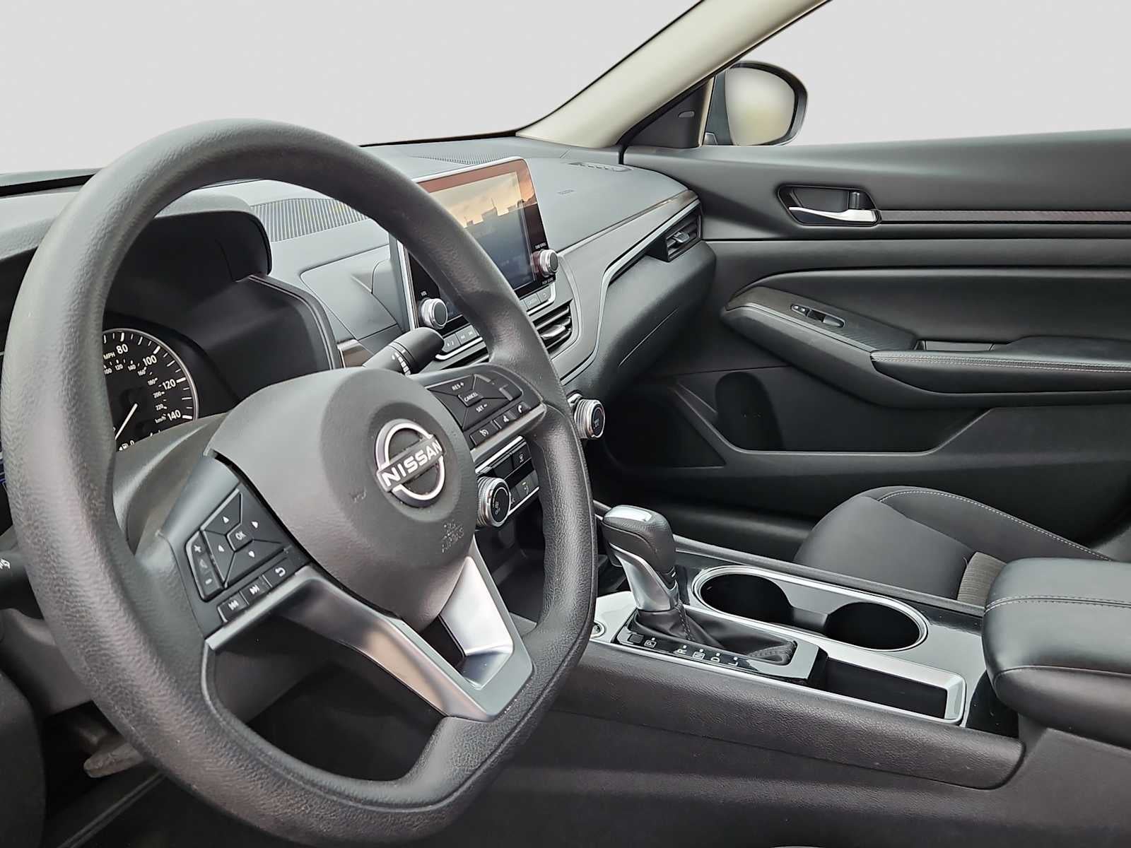 2024 Nissan Altima SV FWD