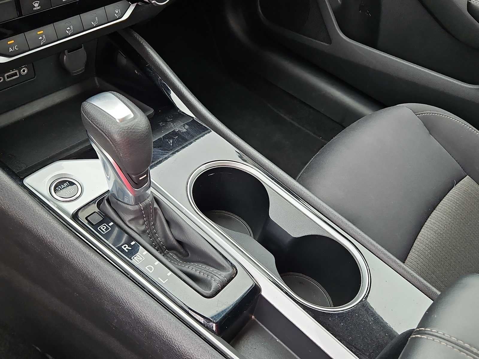 2024 Nissan Altima SV FWD