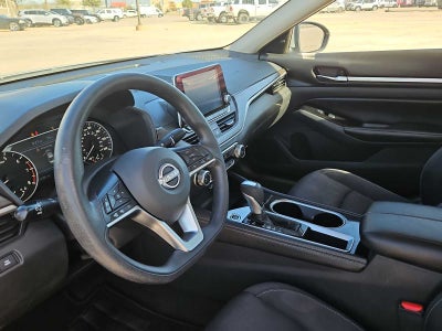 2023 Nissan Altima SV FWD