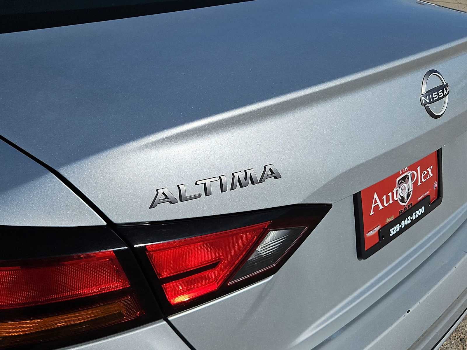 2023 Nissan Altima SV FWD