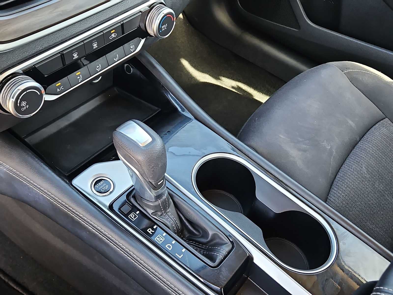 2023 Nissan Altima SV FWD