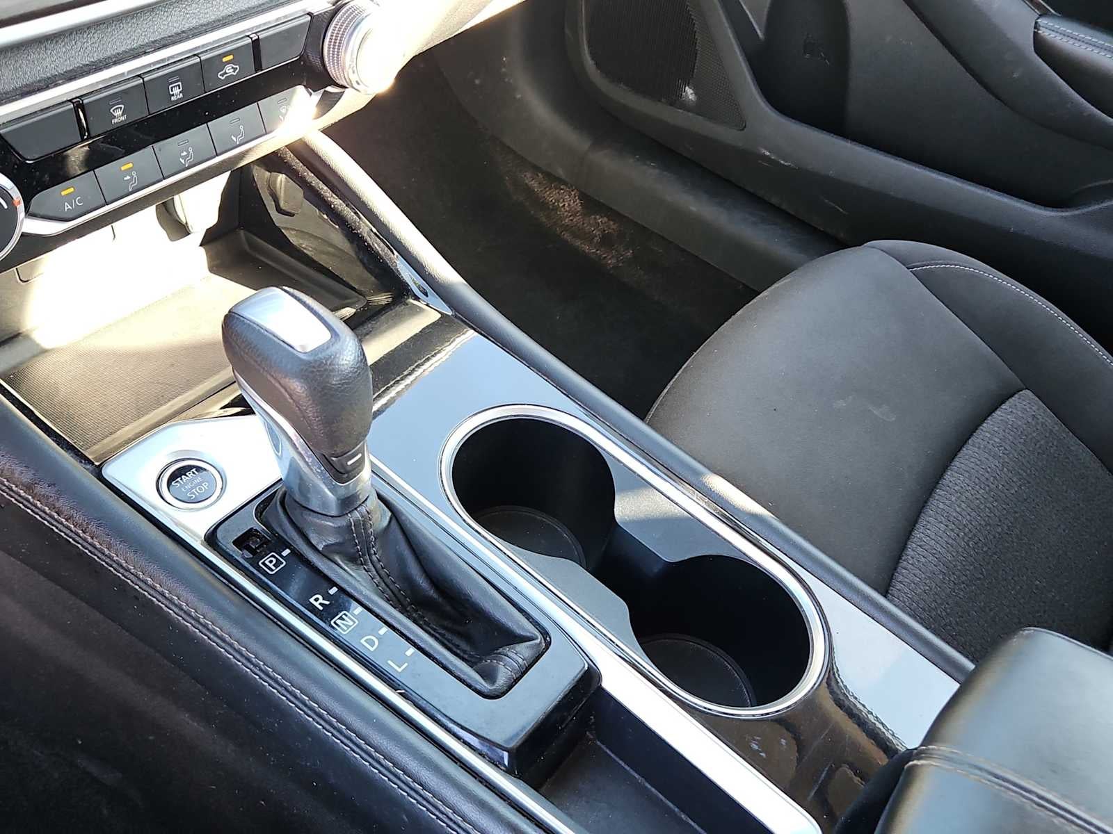 2023 Nissan Altima SV FWD