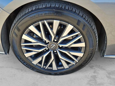 2025 Nissan Altima SV FWD