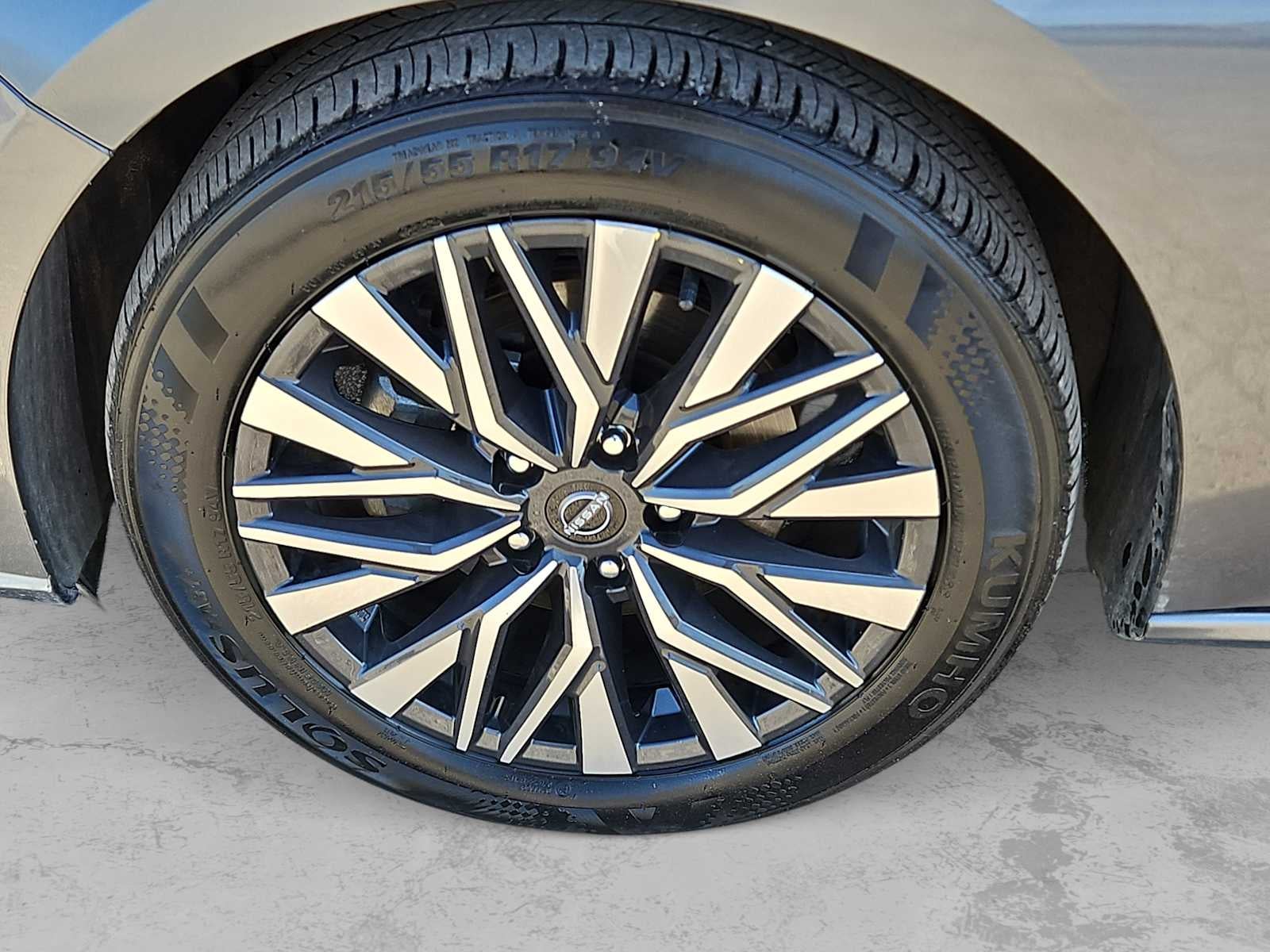 2025 Nissan Altima SV FWD