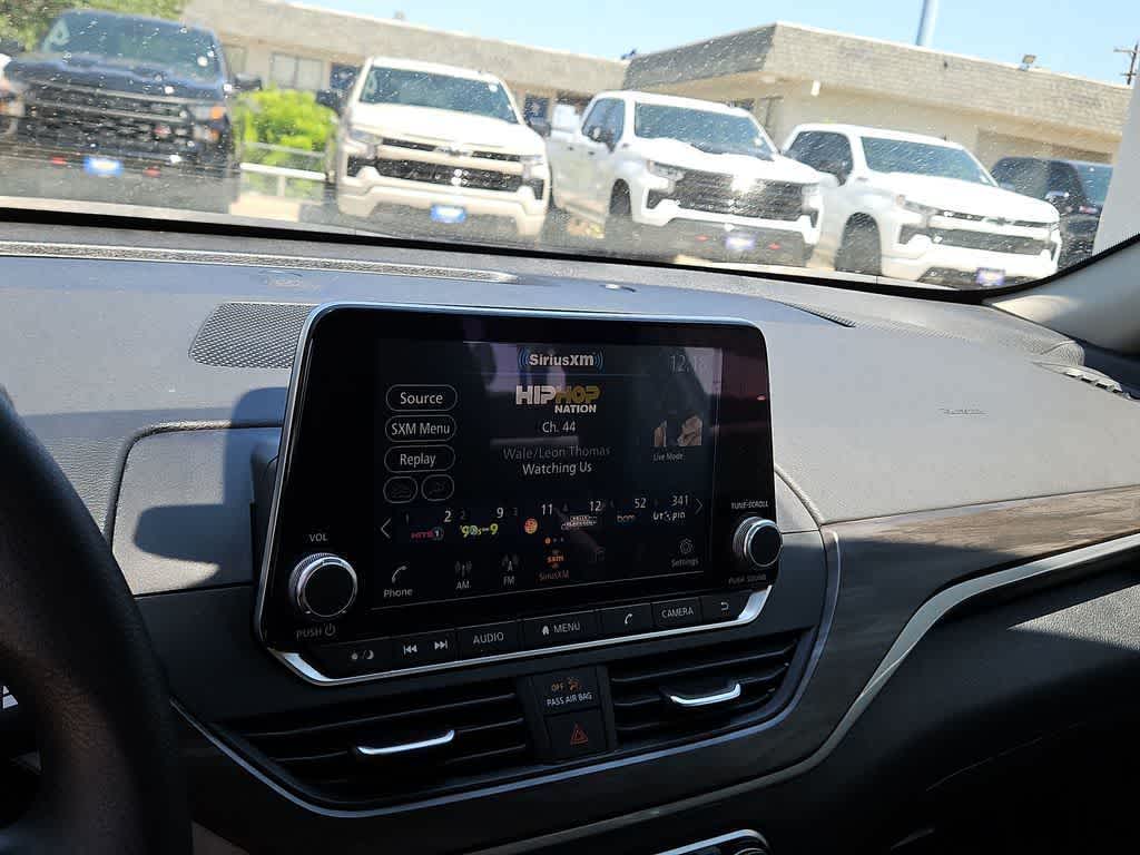2025 Nissan Altima SV FWD