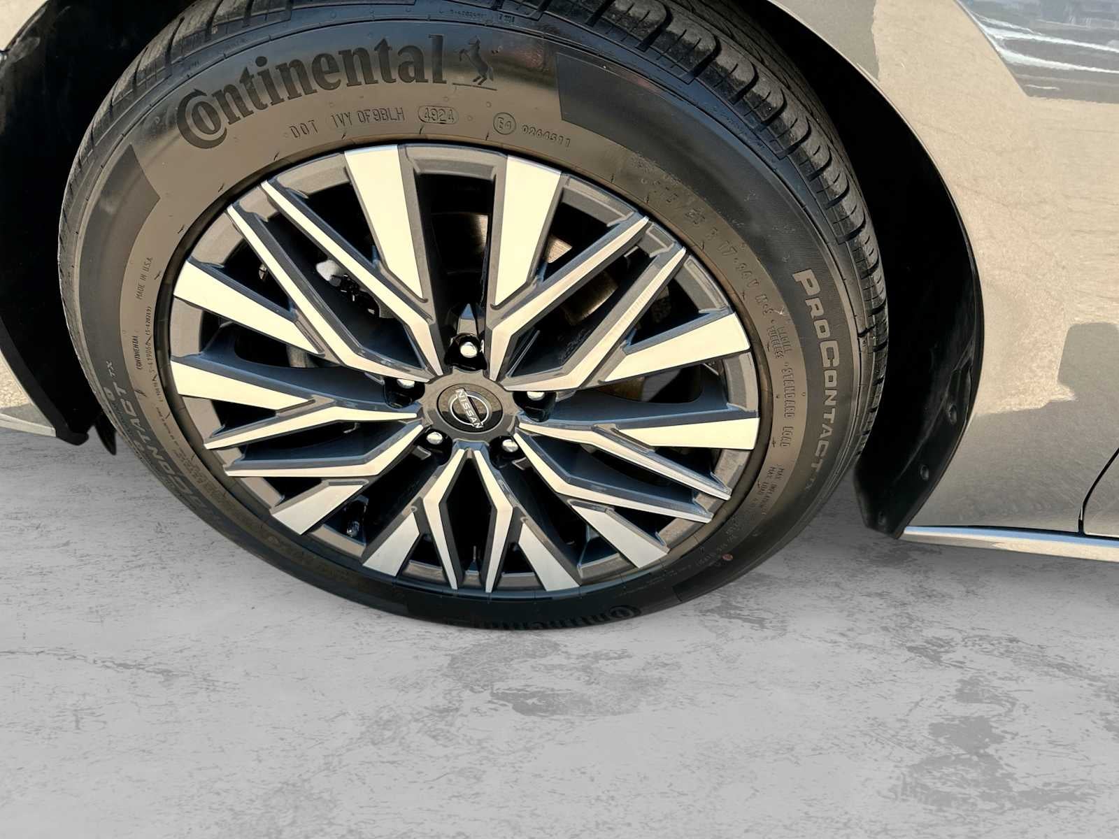 2025 Nissan Altima SV FWD