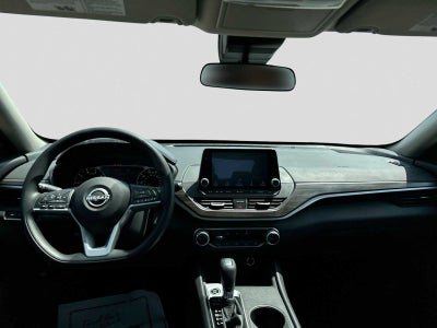 2025 Nissan Altima SV FWD