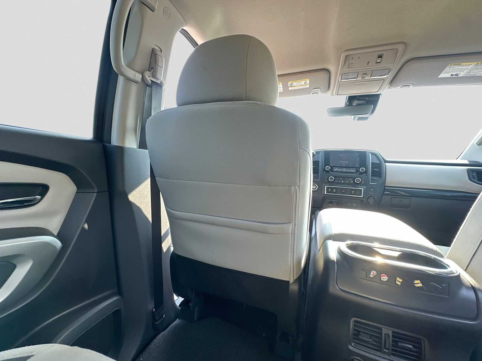 2024 Nissan Titan Crew Cab SV 4x2
