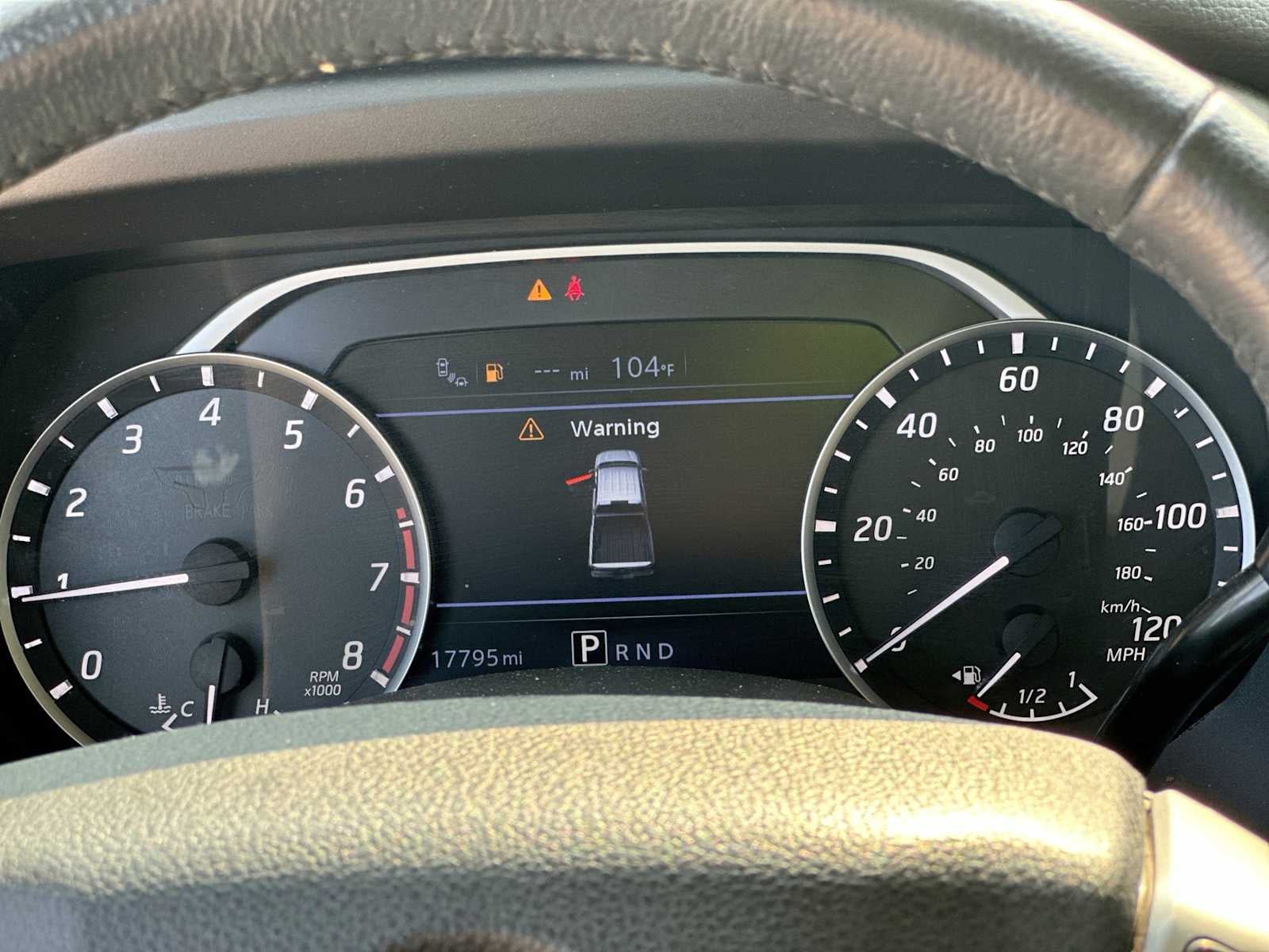 2024 Nissan Titan Crew Cab SV 4x2