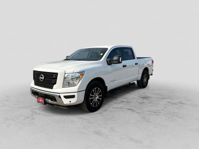 2024 Nissan Titan Crew Cab SV 4x2