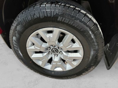 2022 Nissan Frontier Crew Cab SV 4x2