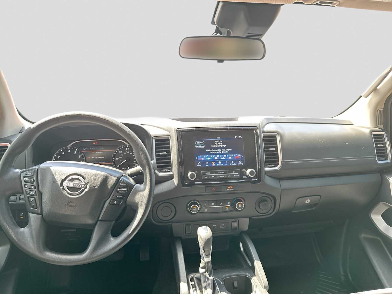 2022 Nissan Frontier Crew Cab SV 4x2