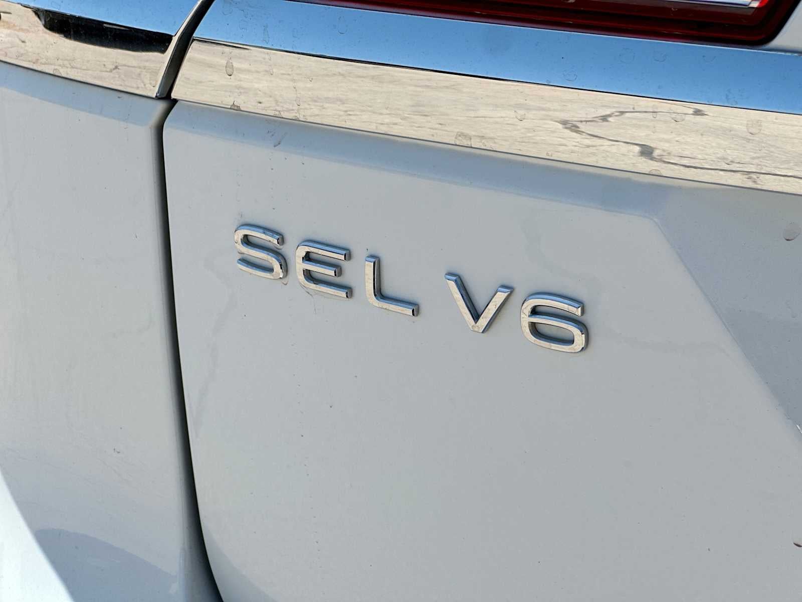 2022 Volkswagen Atlas 3.6L V6 SEL R-Line