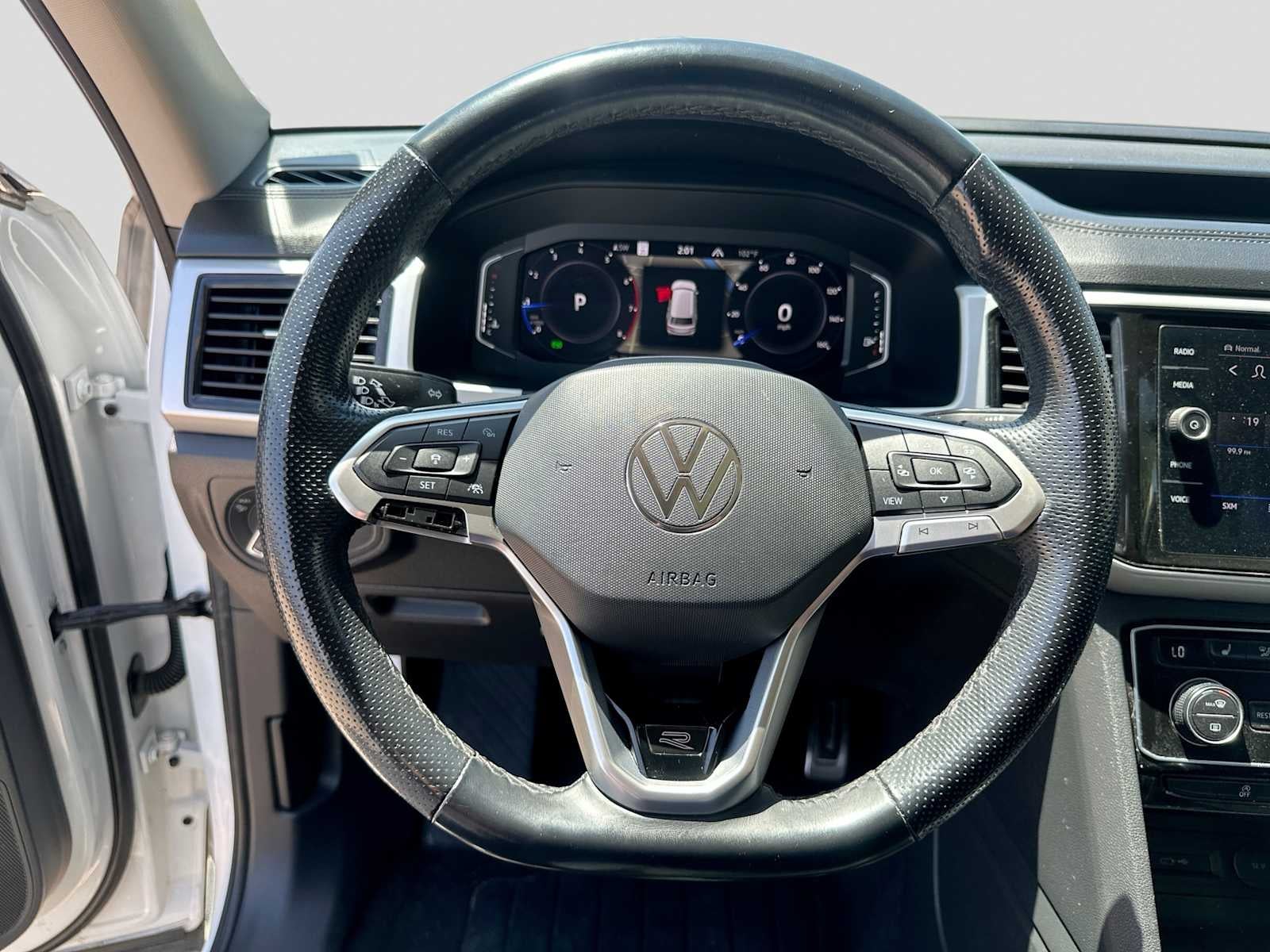 2022 Volkswagen Atlas 3.6L V6 SEL R-Line