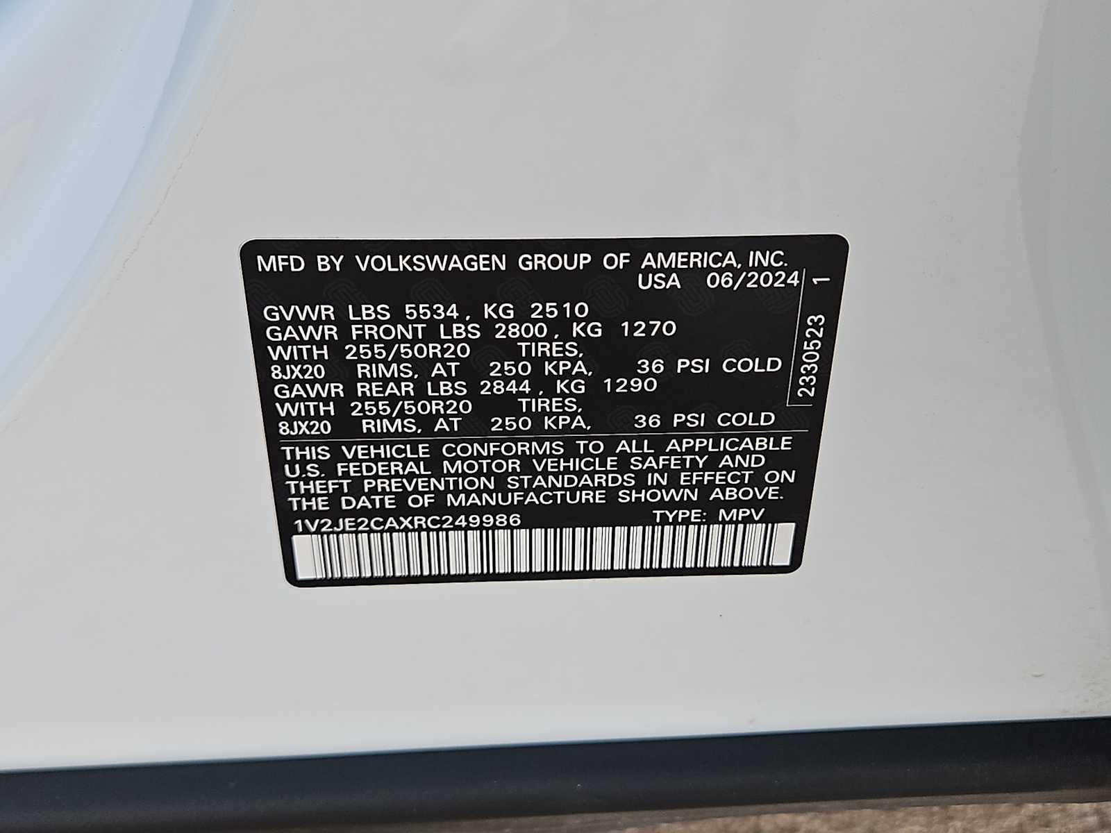 2024 Volkswagen Atlas Cross Sport 2.0T SE w/Technology