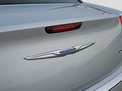 2023 Chrysler 300 Touring