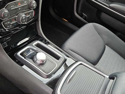 2023 Chrysler 300 Touring