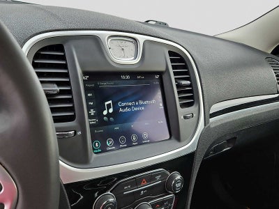 2023 Chrysler 300 Touring