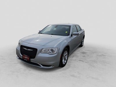 2023 Chrysler 300 Touring