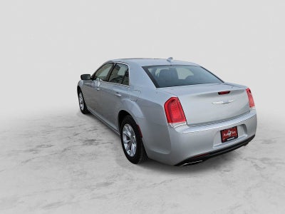 2023 Chrysler 300 Touring