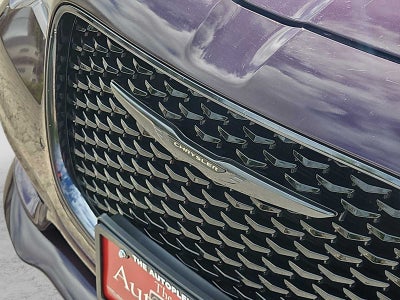 2021 Chrysler 300 Touring L