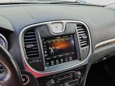 2021 Chrysler 300 Touring L