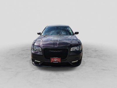 2021 Chrysler 300 Touring L