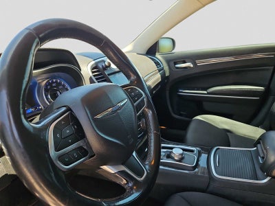 2019 Chrysler 300 Touring