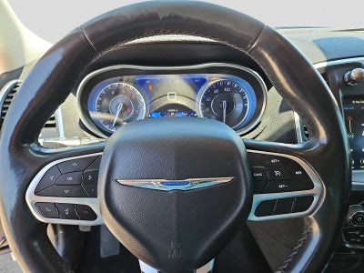 2019 Chrysler 300 Touring