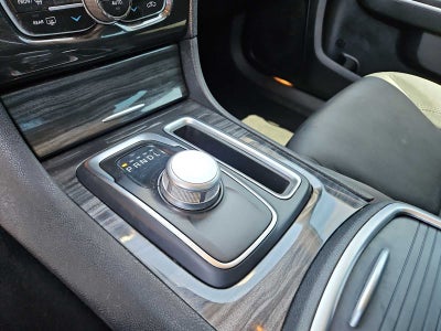 2019 Chrysler 300 Touring