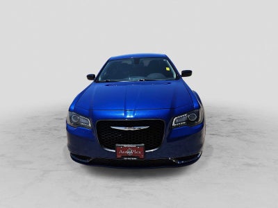 2019 Chrysler 300 Touring