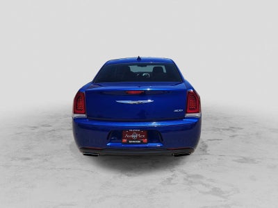 2019 Chrysler 300 Touring
