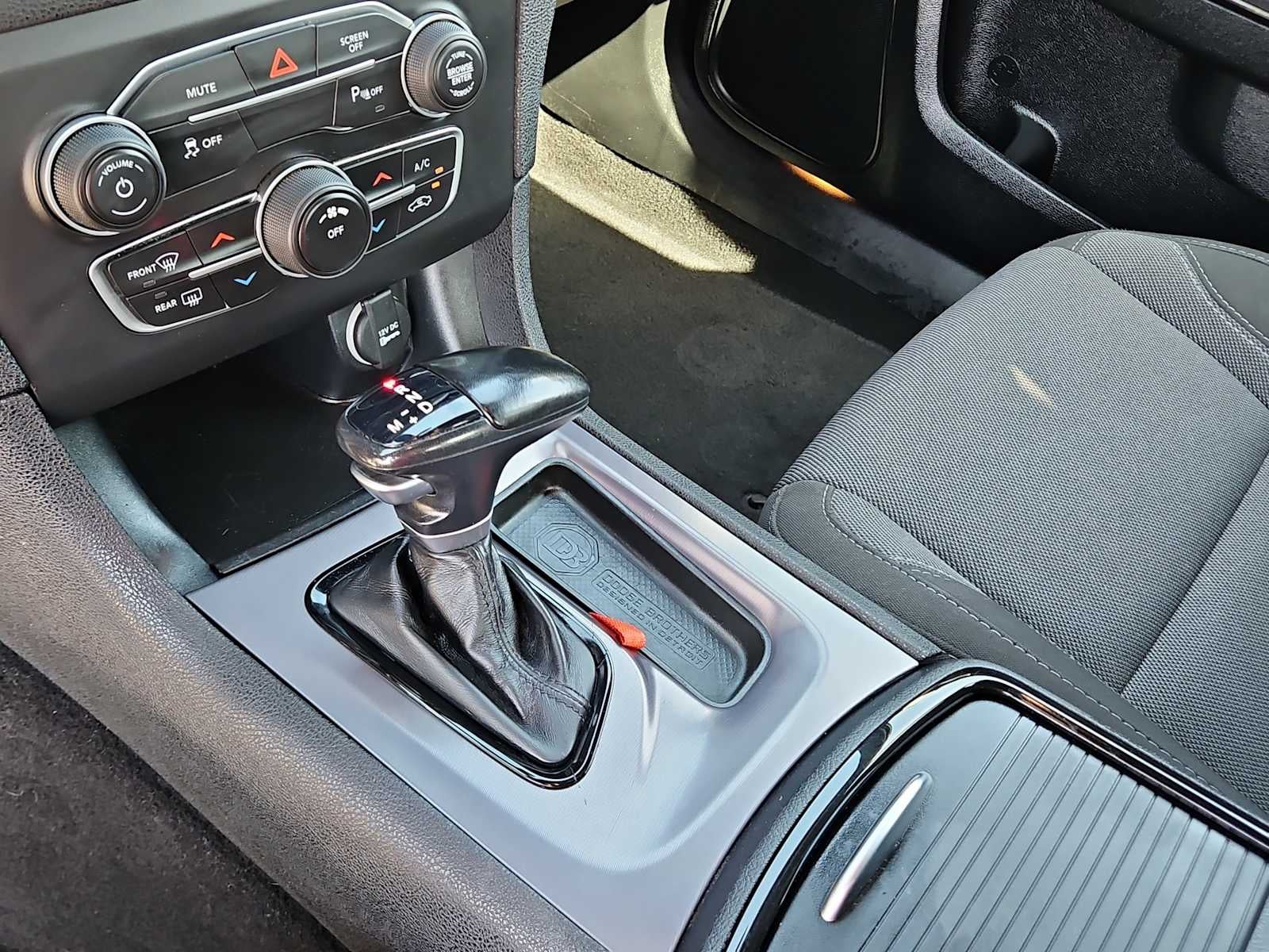 2021 Dodge Charger SXT RWD