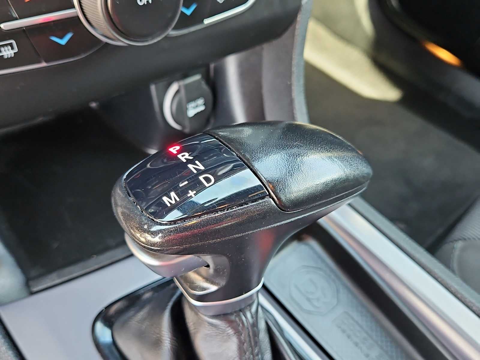 2021 Dodge Charger SXT RWD