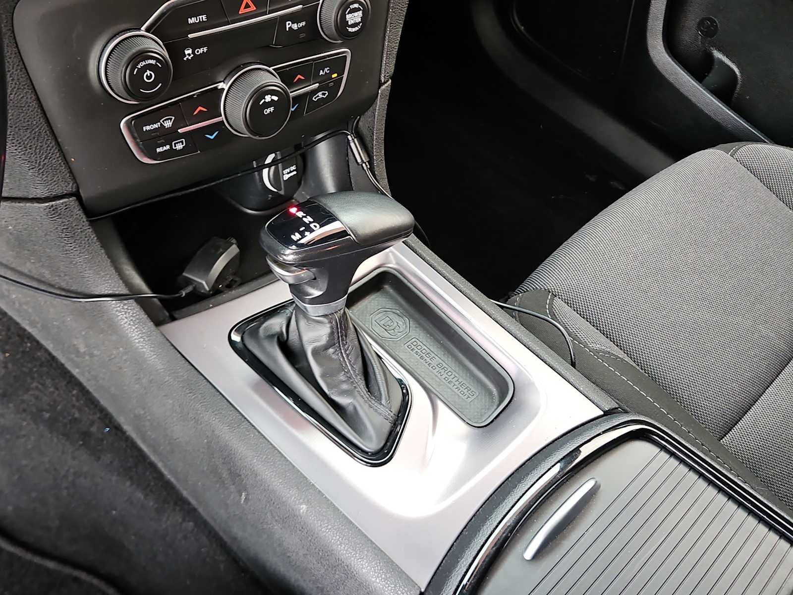 2021 Dodge Charger SXT RWD