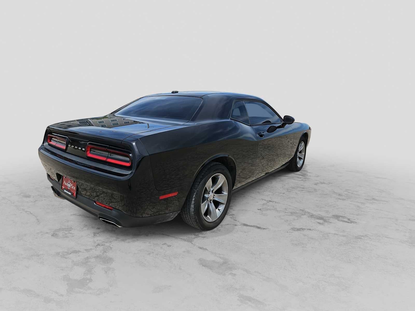 2015 Dodge Challenger SXT