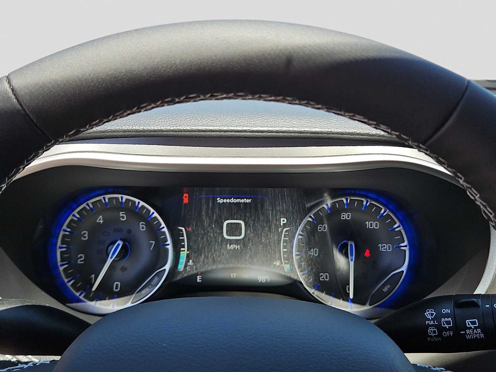 2027 Chrysler Pacifica PACIFICA SELECT