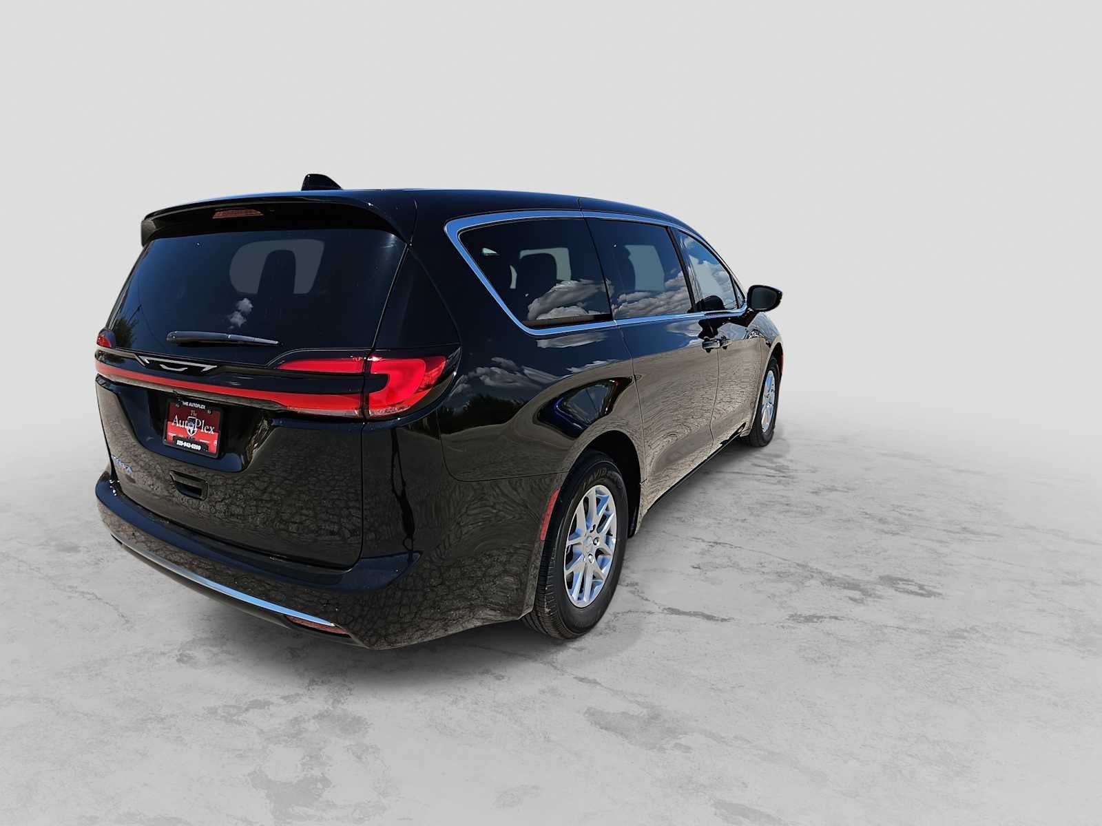 2027 Chrysler Pacifica PACIFICA SELECT
