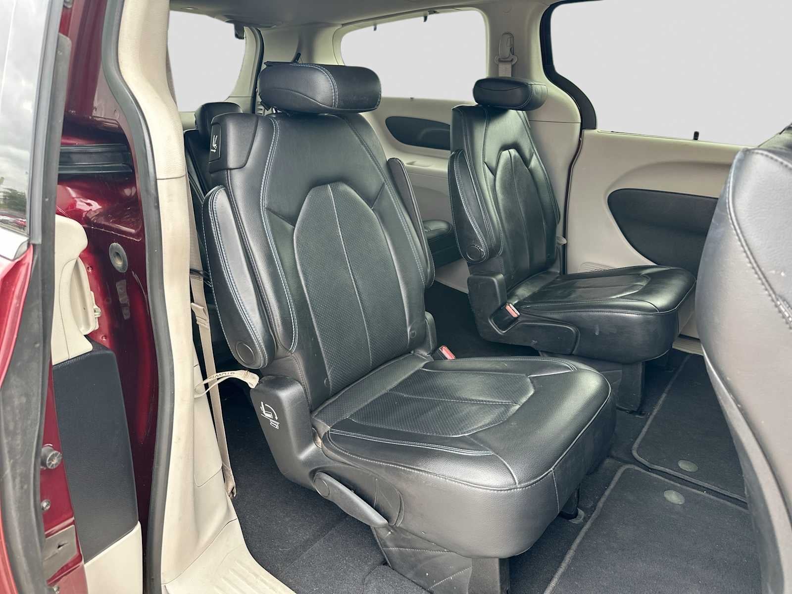 2021 Chrysler Pacifica Touring L