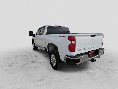 2022 Chevrolet Silverado 2500HD 4WD Crew Cab Standard Bed LT