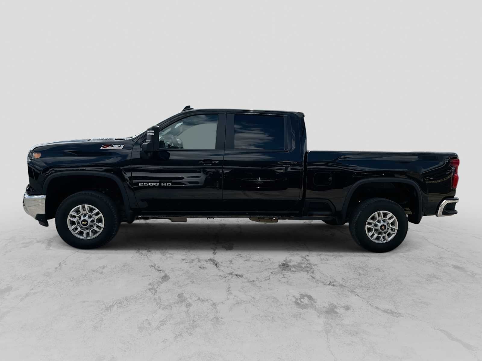 2025 Chevrolet Silverado 2500HD 4WD Crew Cab Standard Bed LT